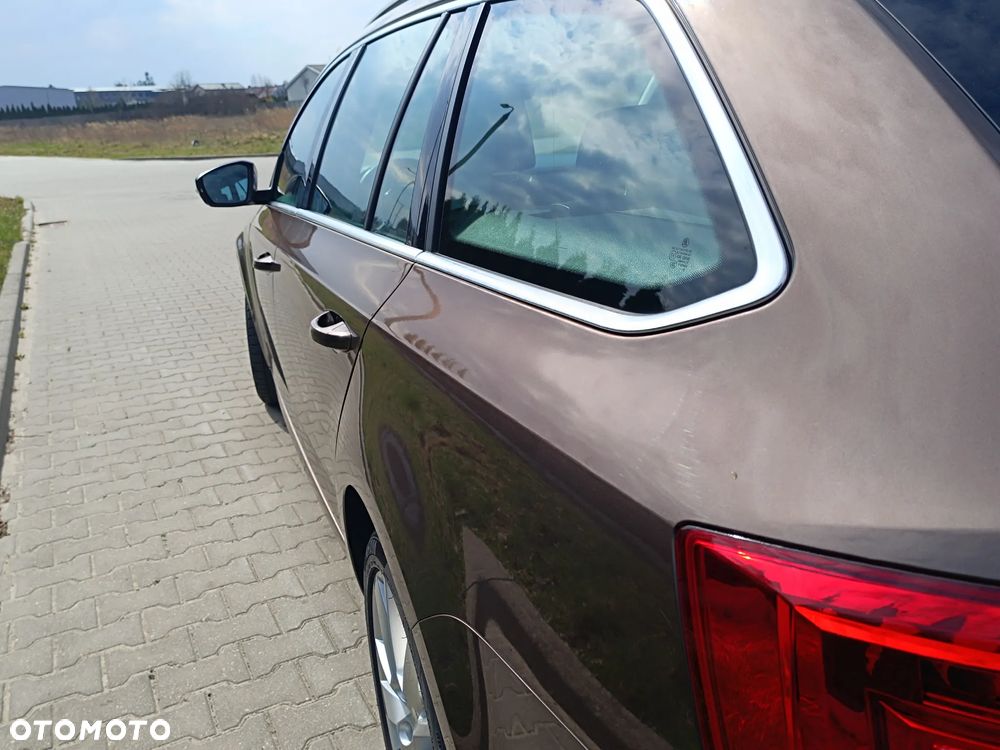 Skoda Octavia 2.0 TDI SCR Style DSG - 9