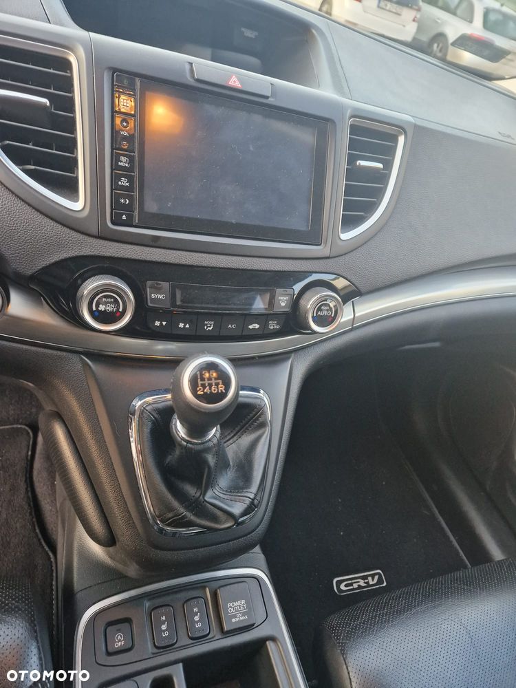 Honda CR-V 2.0 Elegance Plus (Honda Connect+) / (2WD) - 23