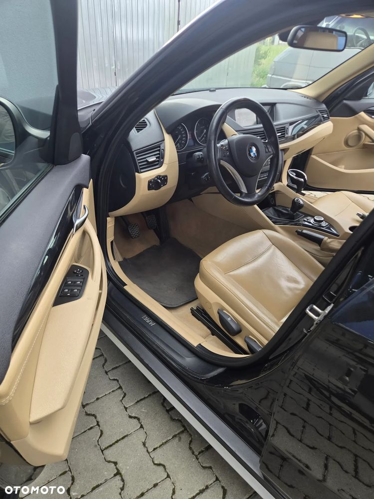 BMW X1 sDrive20d - 10