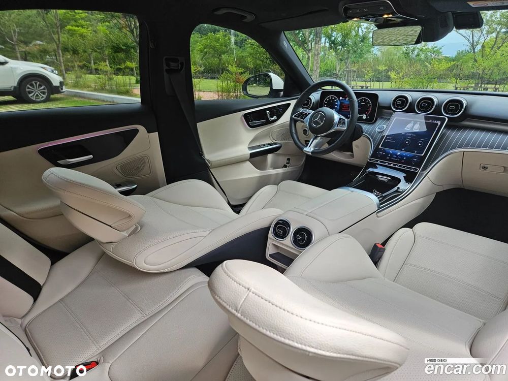 Mercedes-Benz Klasa C 300 4Matic 9G-TRONIC Avantgarde - 9