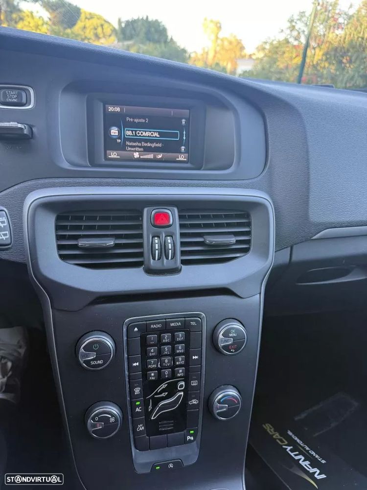 Volvo V40 2.0 D2 Kinetic - 13