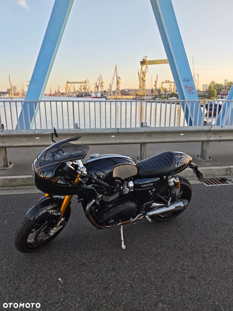 Triumph Thruxton - 30