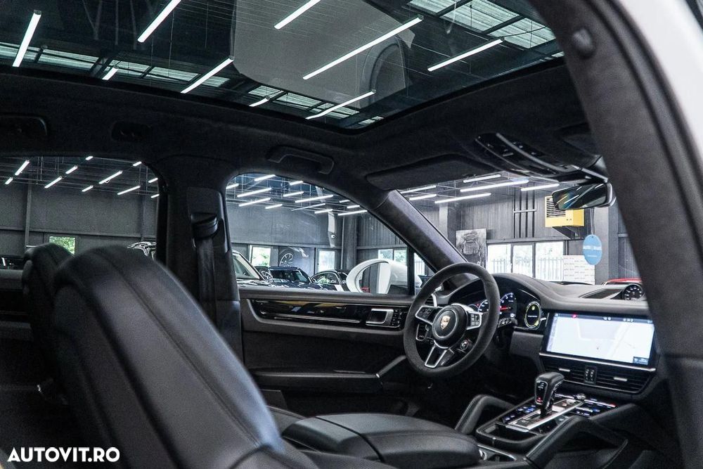 Porsche Cayenne Coupe - 7