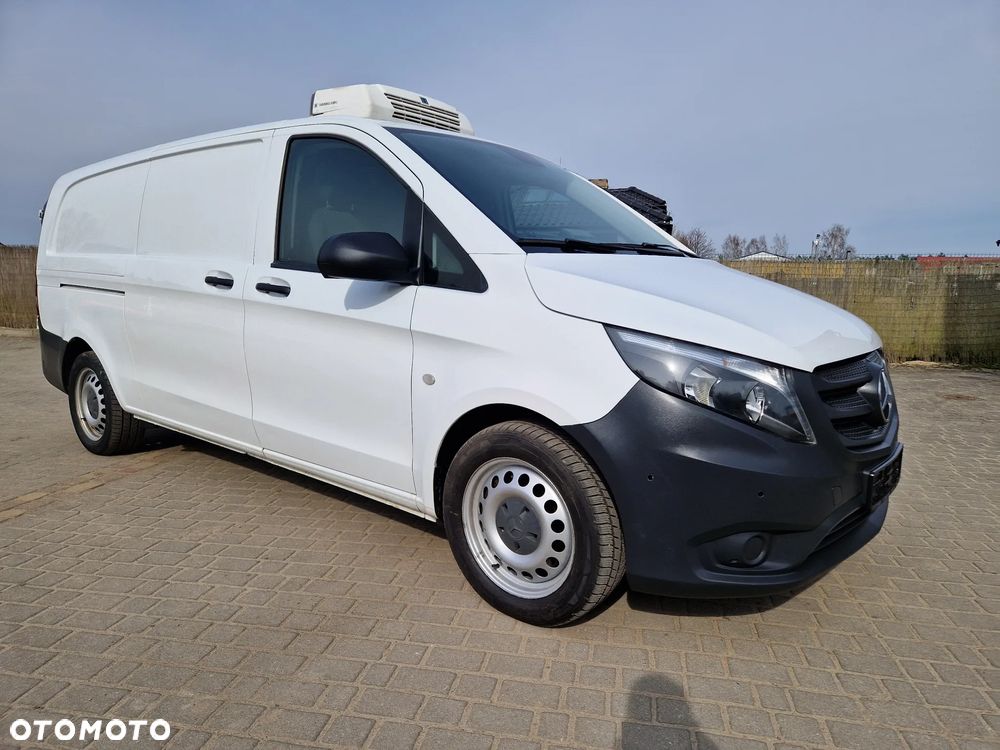Mercedes-Benz VITO 114 CDI  4X4 LONG THERMO KING B-100 MAX