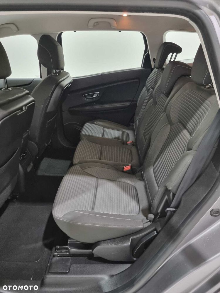 Renault Scenic - 28