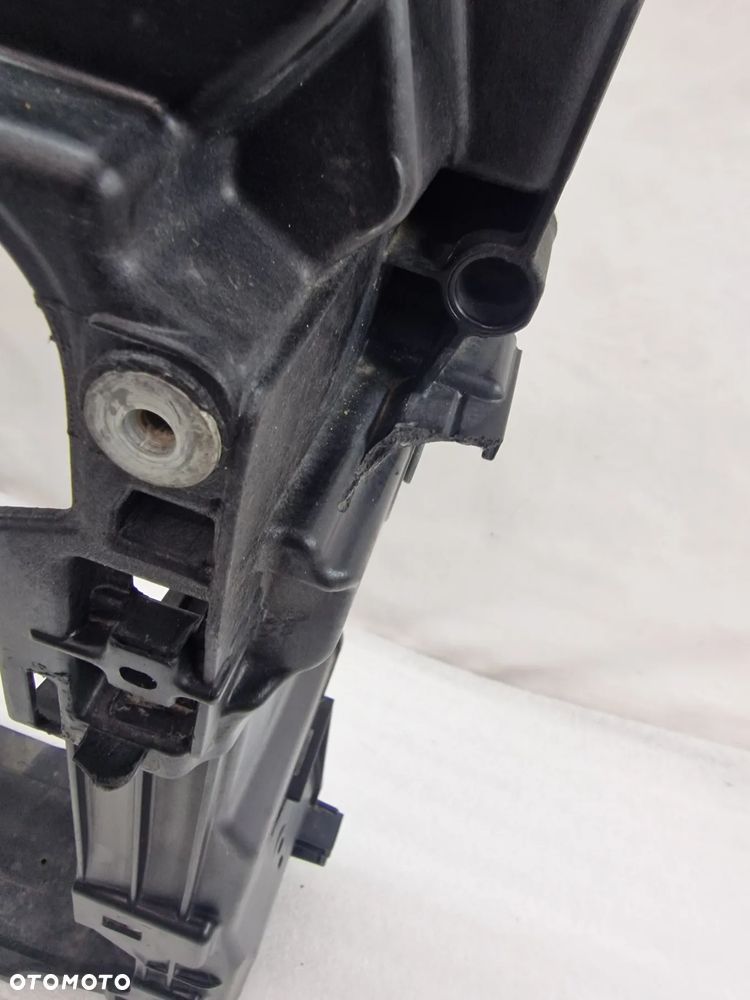VW GOLF VII 5G0 WZMOCNIENIE CZOŁOWE / PAS PRZEDNI NR 5G0805594 , 5G0805594R / 5G0805588 , 5G0805588R NR AUKCJI WZM445 - 19