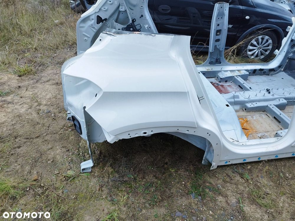 BŁOTNIK TYŁ PRAWY ĆWIARTKA JEEP AVENGER  BIAŁY 934 - 4