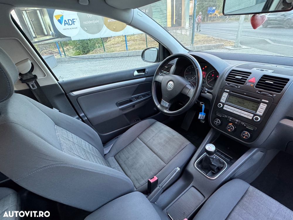 Volkswagen Golf 1.4 Comfortline - 26