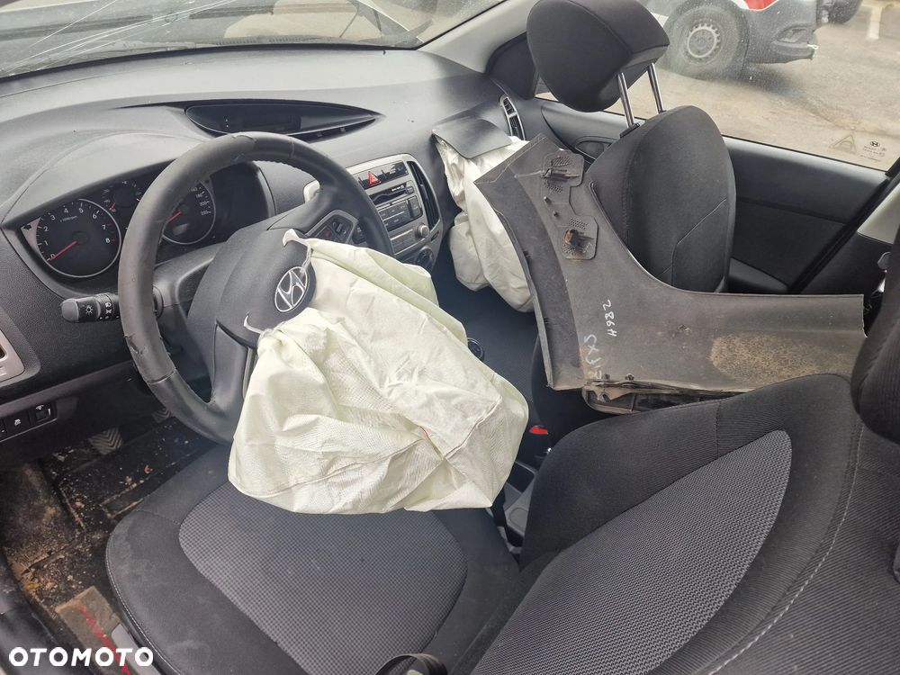 HYUNDAI I20 1.2 63KW 2012R Cały na części - 3