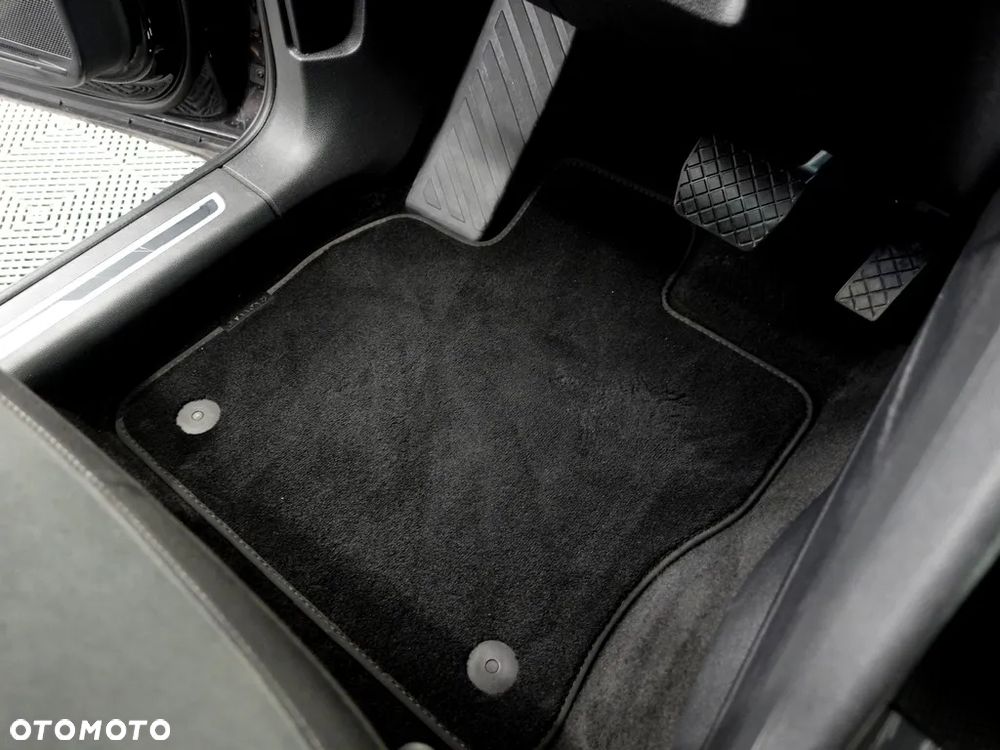 Volkswagen Tiguan 2.0 TDI SCR 4MOTION DSG Highline - 22