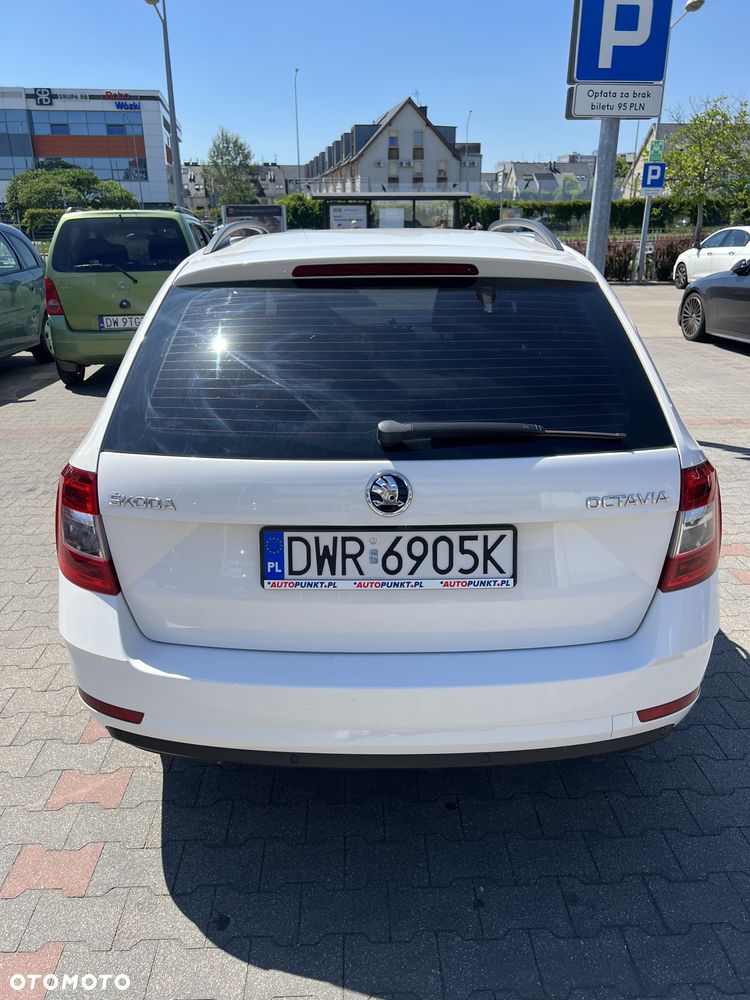 Skoda Octavia 1.6 TDI Ambition - 4