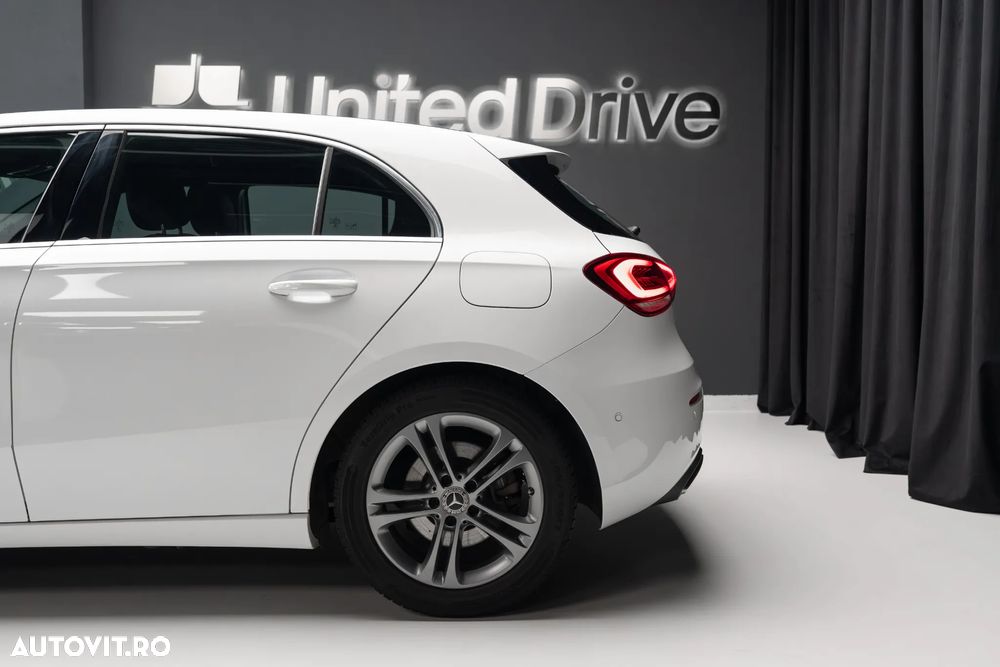 Mercedes-Benz A 220 7G-DCT - 9