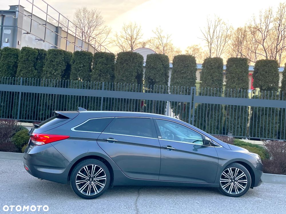 Hyundai i40 Kombi blue 1.7 CRDi DCT Premium - 10