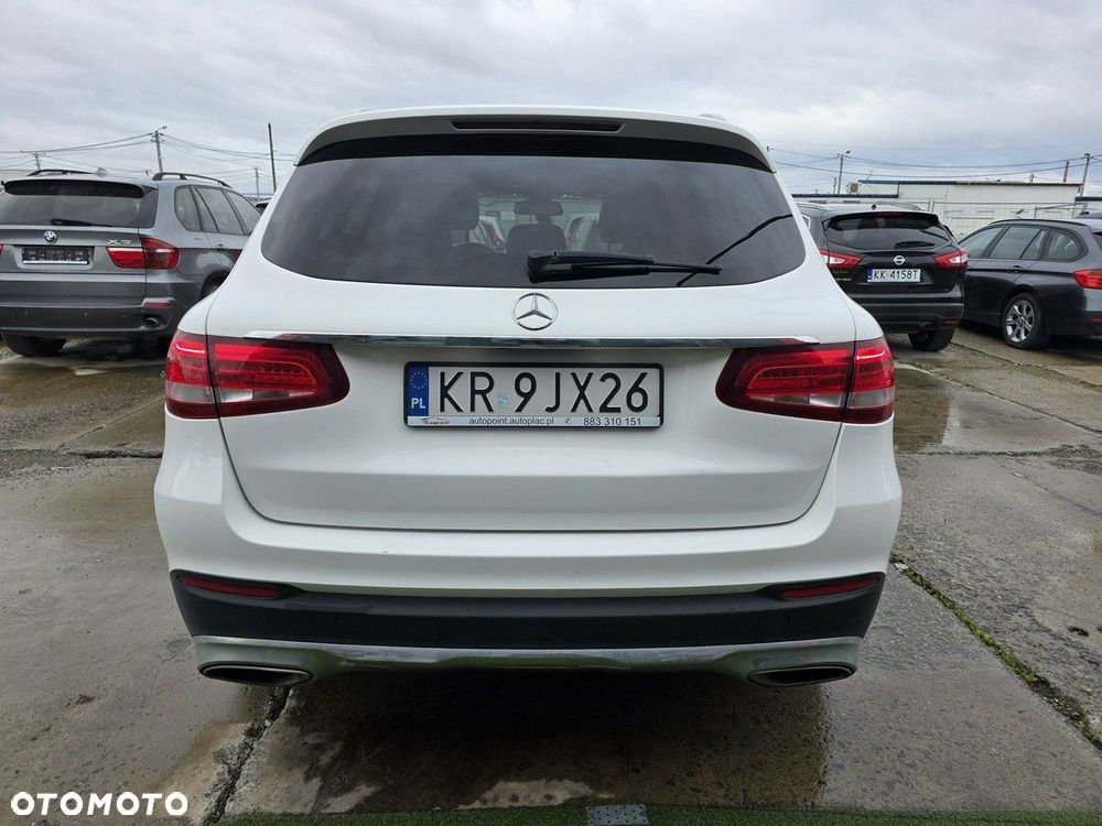 Mercedes-Benz GLC - 6