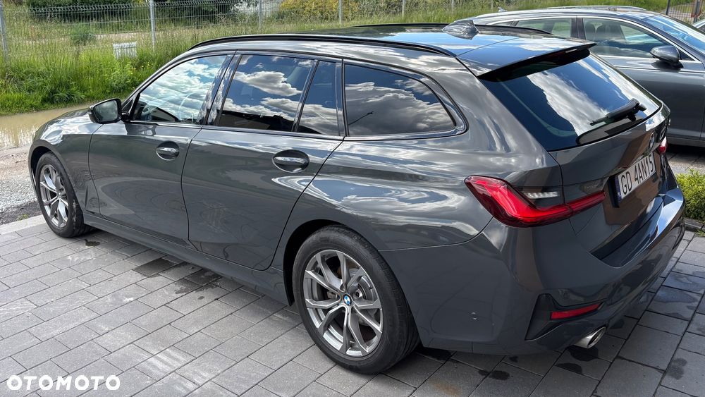 BMW Seria 3 320d Sport Line Shadow - 3