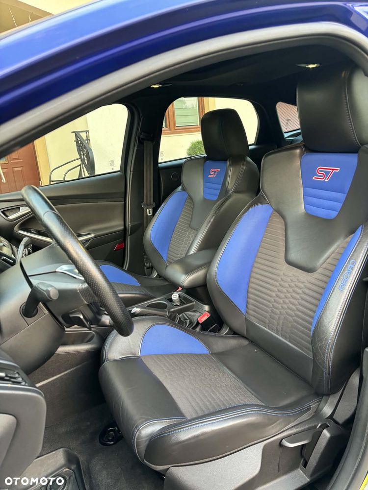 Ford Focus - 20
