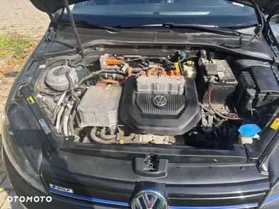Volkswagen Golf - 9