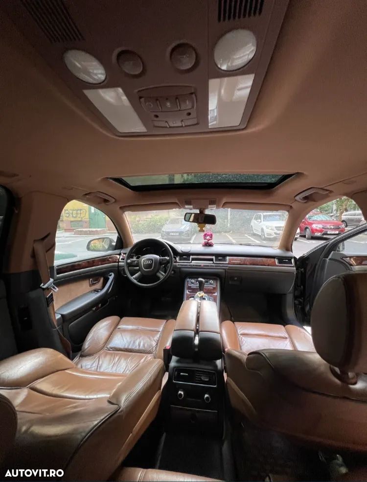 Audi A8 - 7
