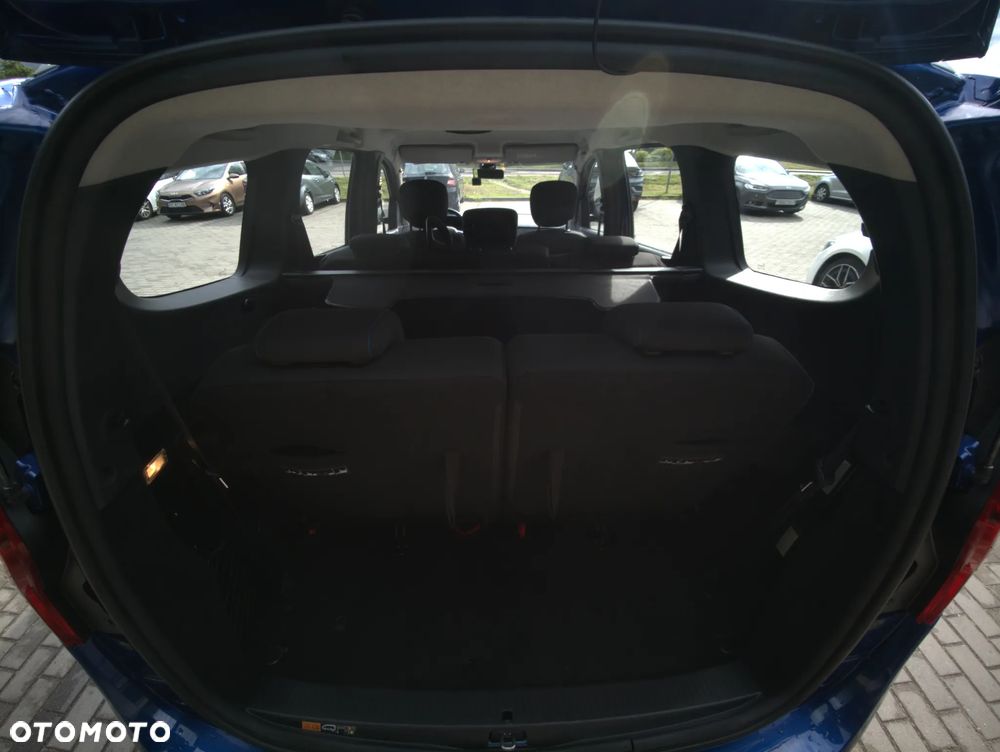 Dacia Lodgy 1.5 Blue dCi SL Celebration S&S EU6d - 11