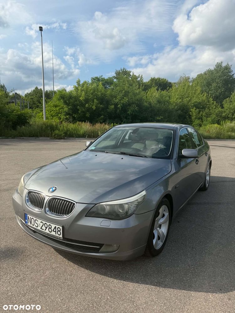 BMW Seria 5 523i - 2