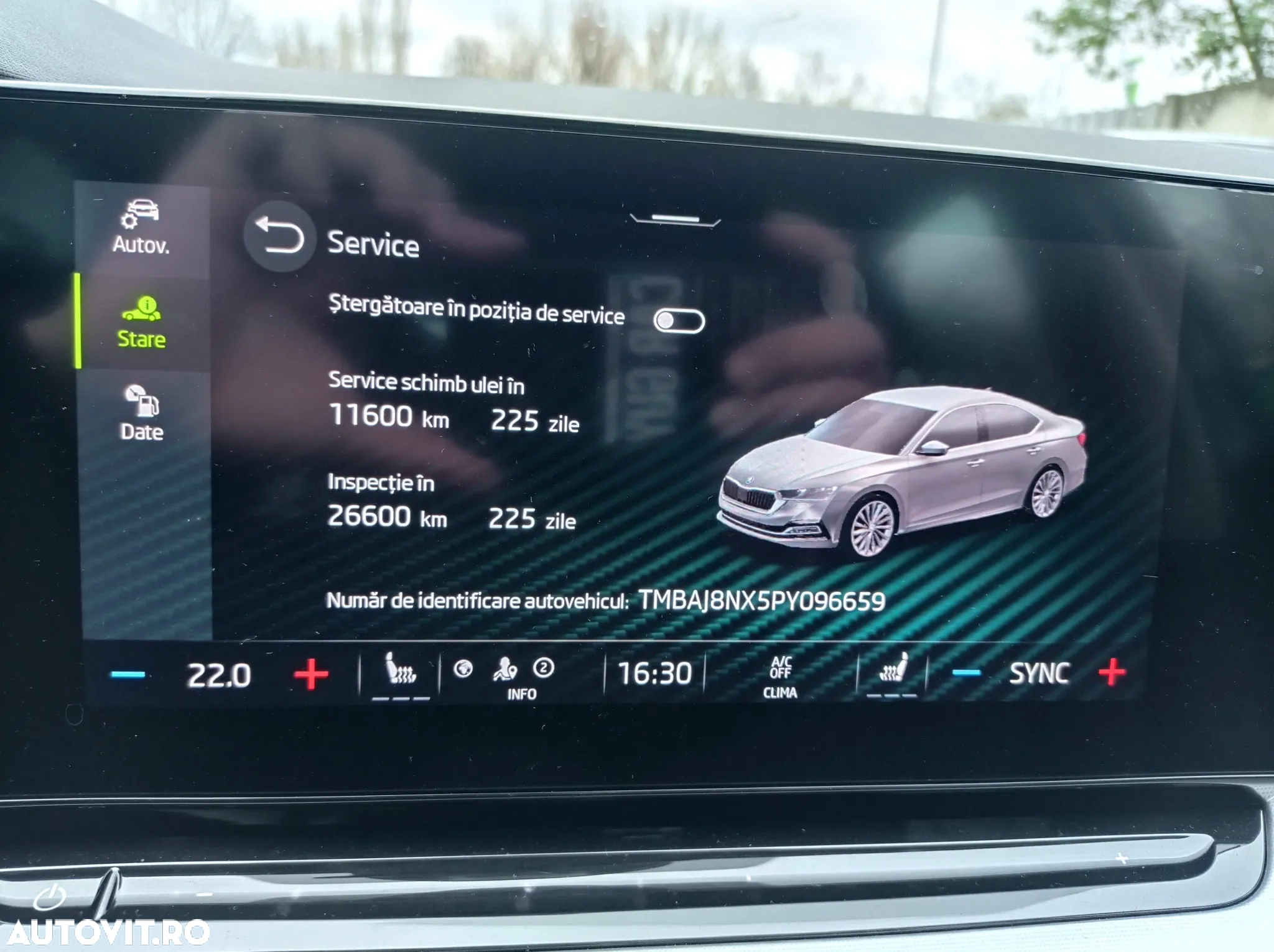 Skoda Octavia 2.0 TDI DSG Style - 27