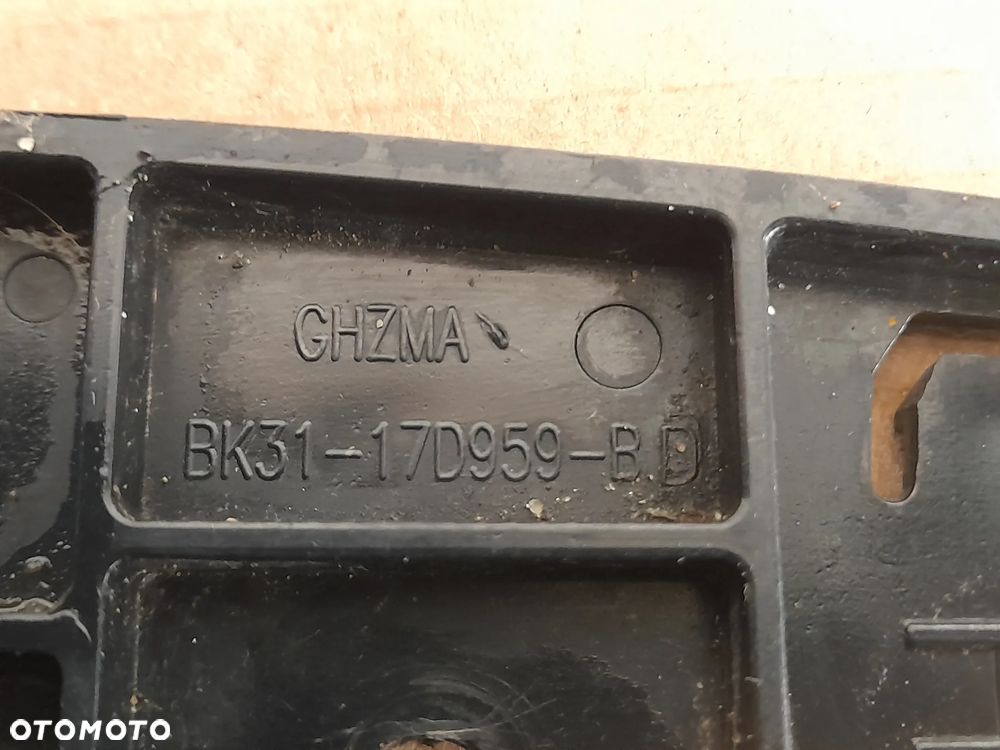 Mocowanie zderzaka ślizg lewy Ford Transit MK8 BK31-17D959-BD - 4
