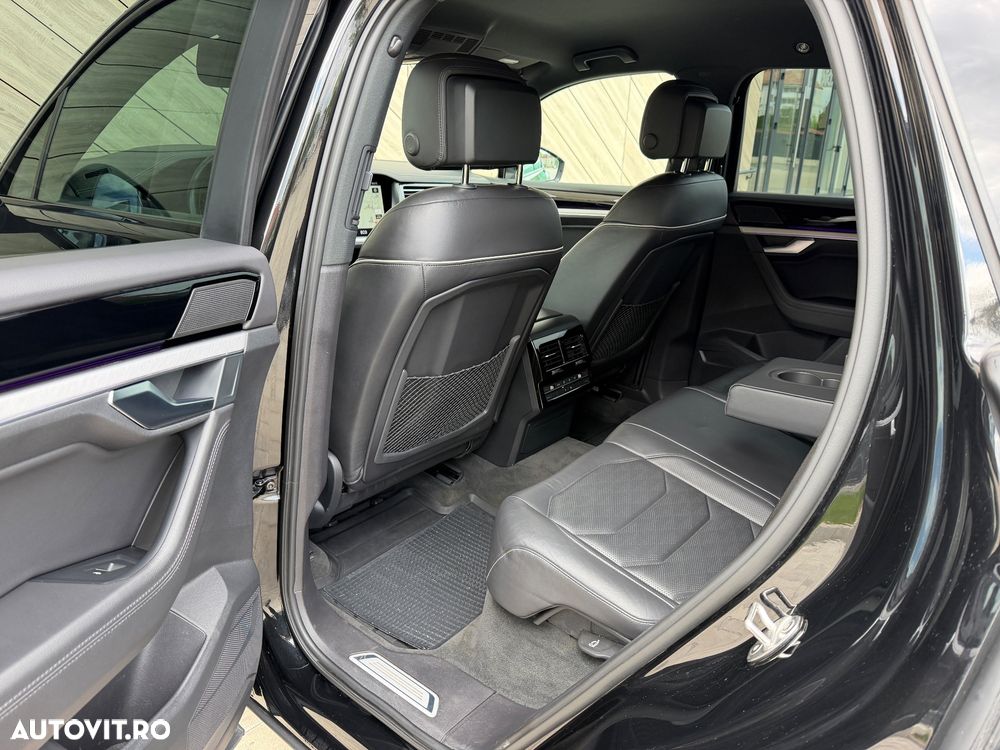 Volkswagen Touareg 3.0 V6 TDI SCR 4Motion Automatik R-Line - 15