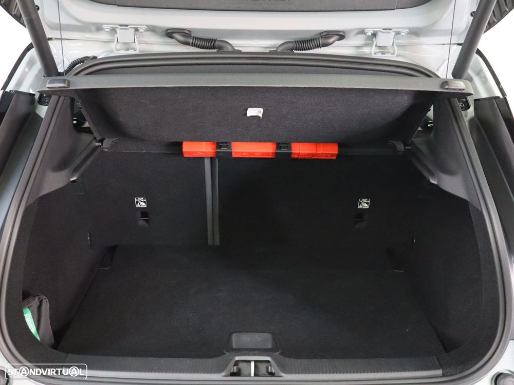 Volvo EX30 69 kWh Single Motor Extended Range Plus - 30