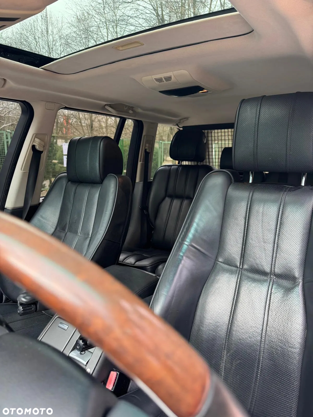 Land Rover Range Rover - 17