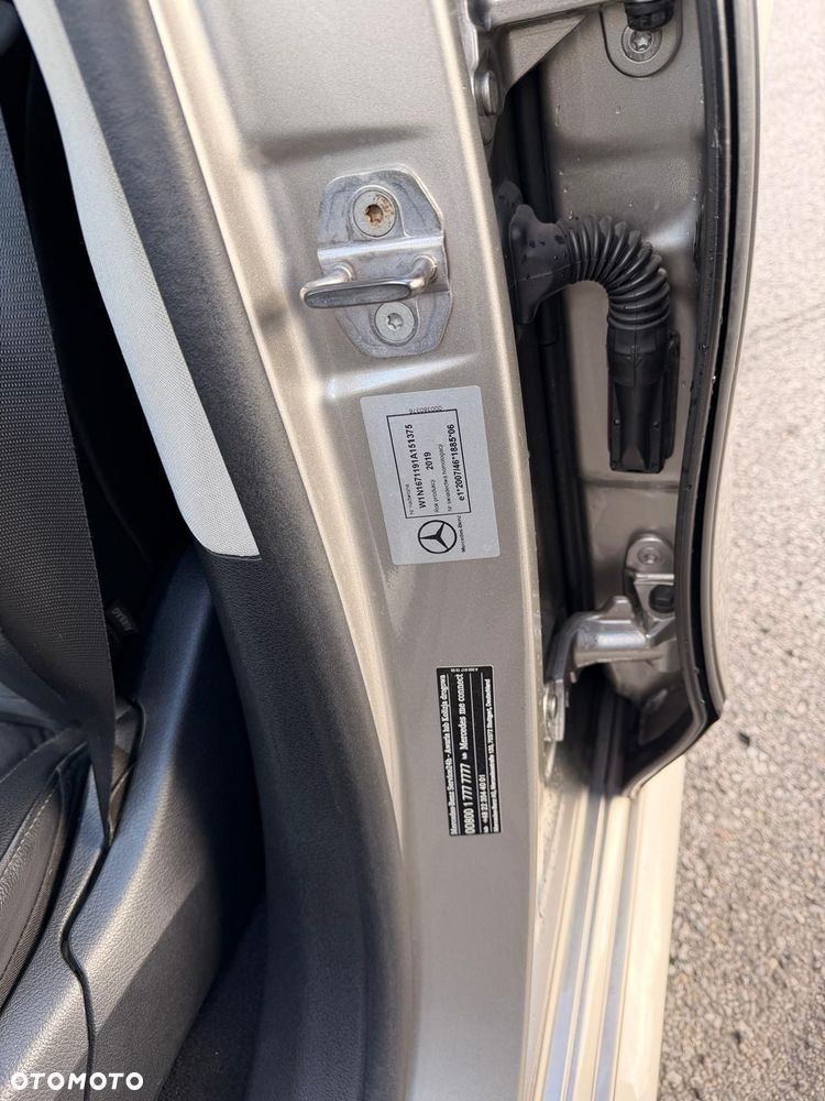 Mercedes-Benz GLE 300 d 4-Matic - 13