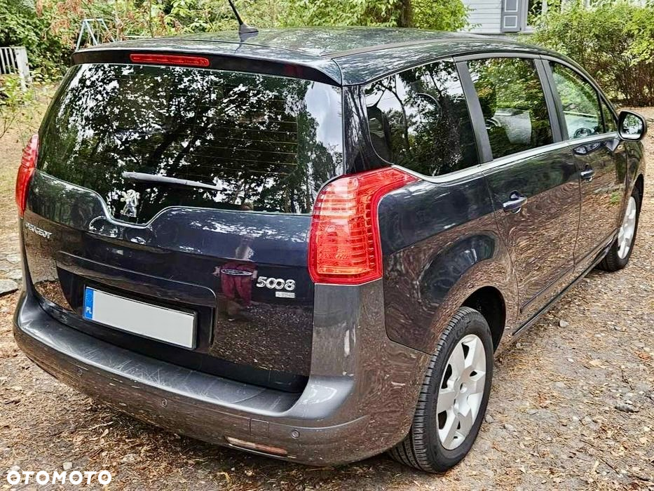 Peugeot 5008 - 5