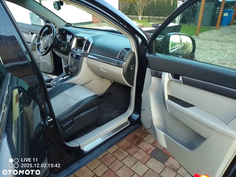 Chevrolet Captiva 2.2 D LT+ - 12