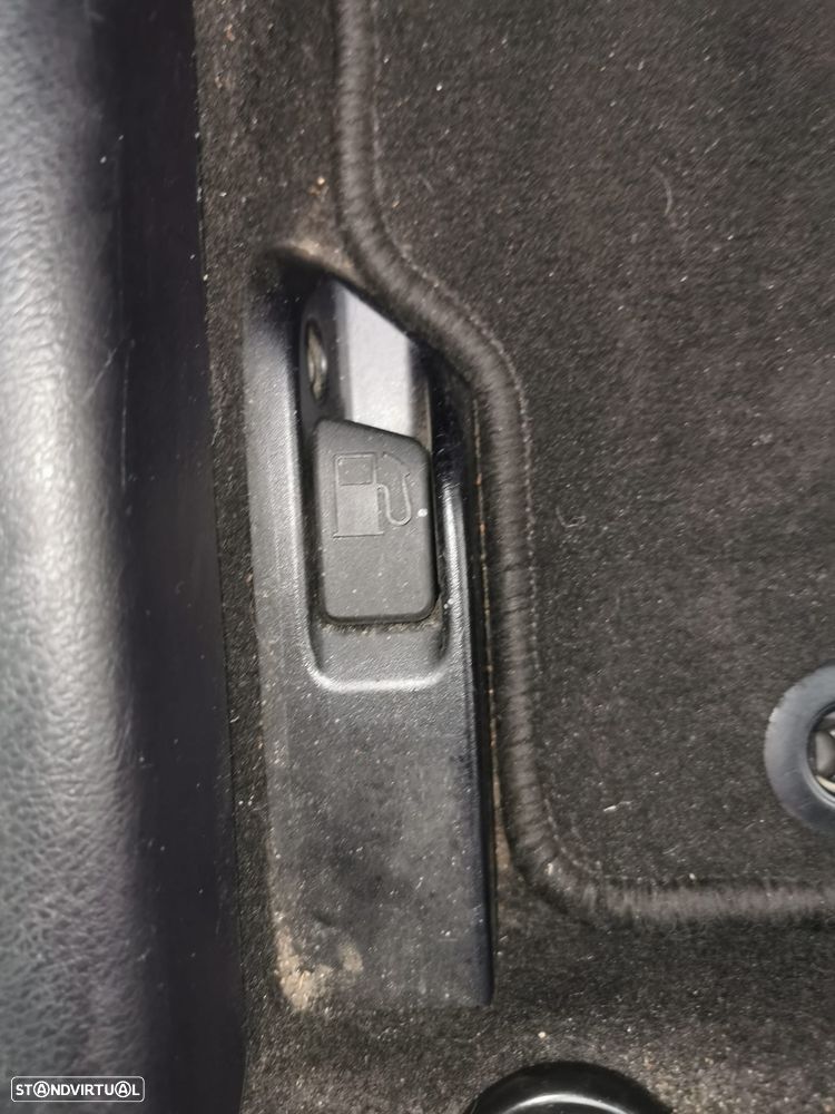 Toyota Yaris 1.0 VVT-i ACtive+AC - 21