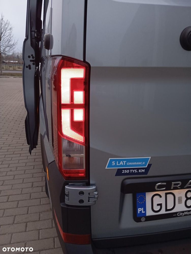 Volkswagen Crafter - 13