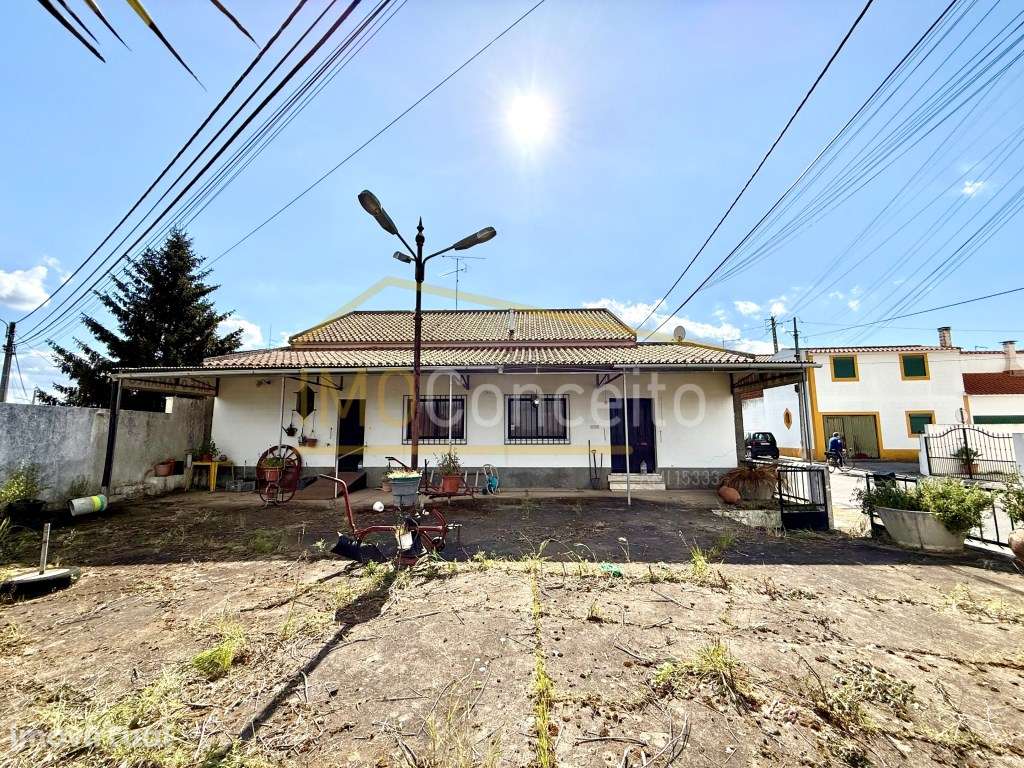 Moradia T2 Totalmente Térrea - Golegã - Grande imagem: 3/27