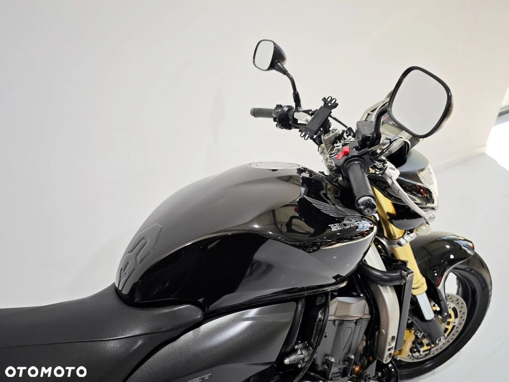 Honda Hornet - 10