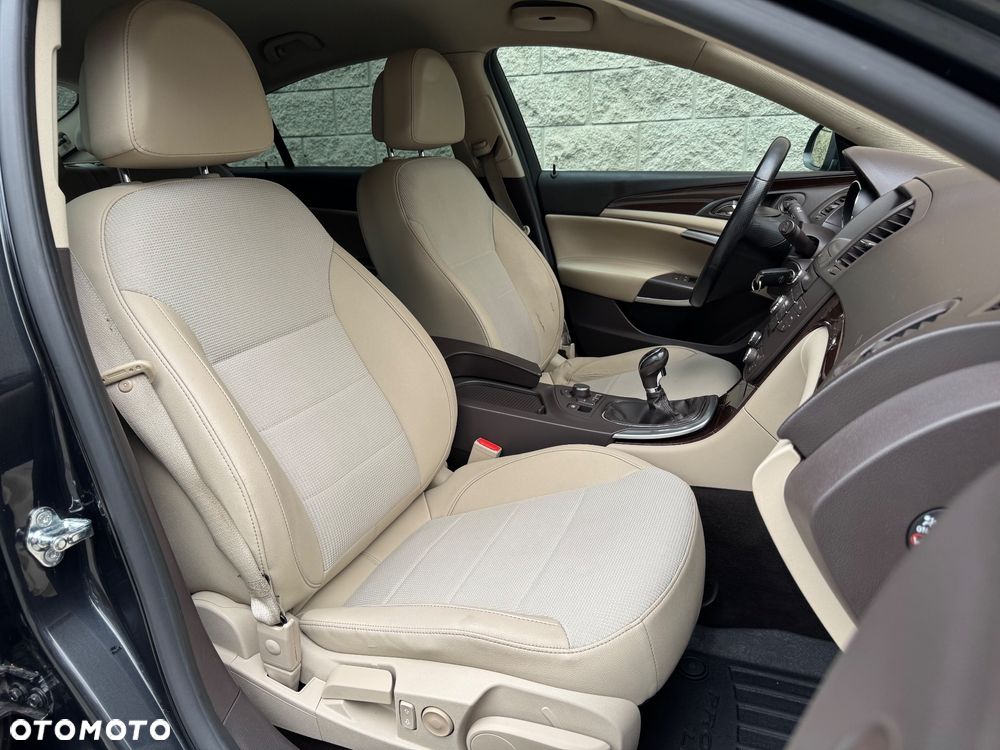 Opel Insignia 2.0 CDTI Cosmo - 26