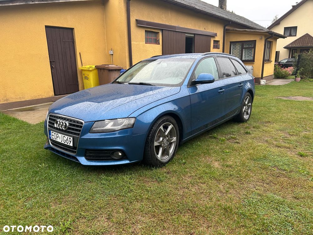Audi A4 - 1