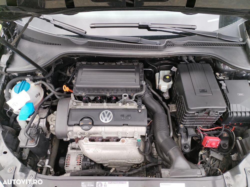 Volkswagen Golf - 24