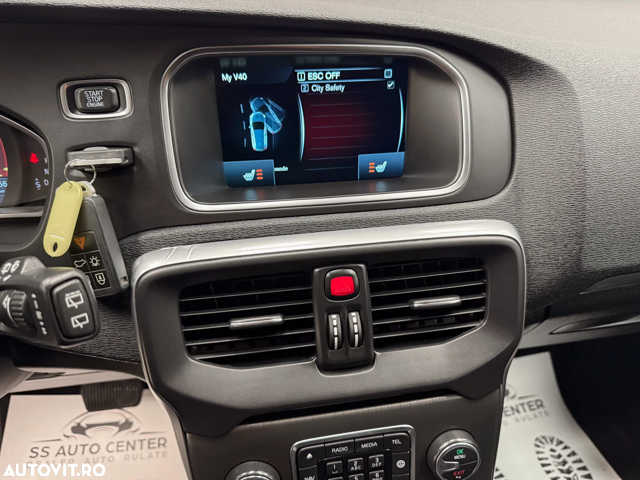 Volvo V40 D2 Geartronic Linje You! - 28