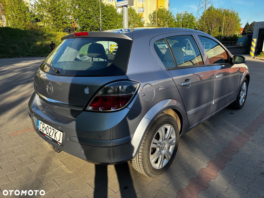 Opel Astra 1.4 - 5