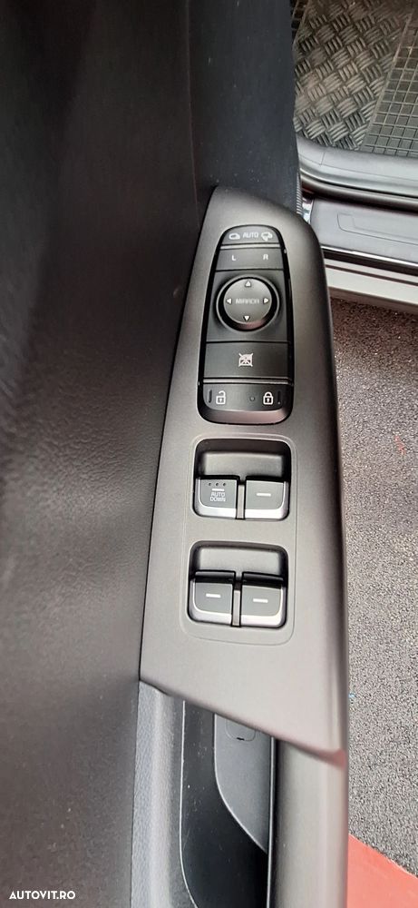 Kia Sportage 1.6 DSL MHEV 7DCT HP 4x2 Plus - 10