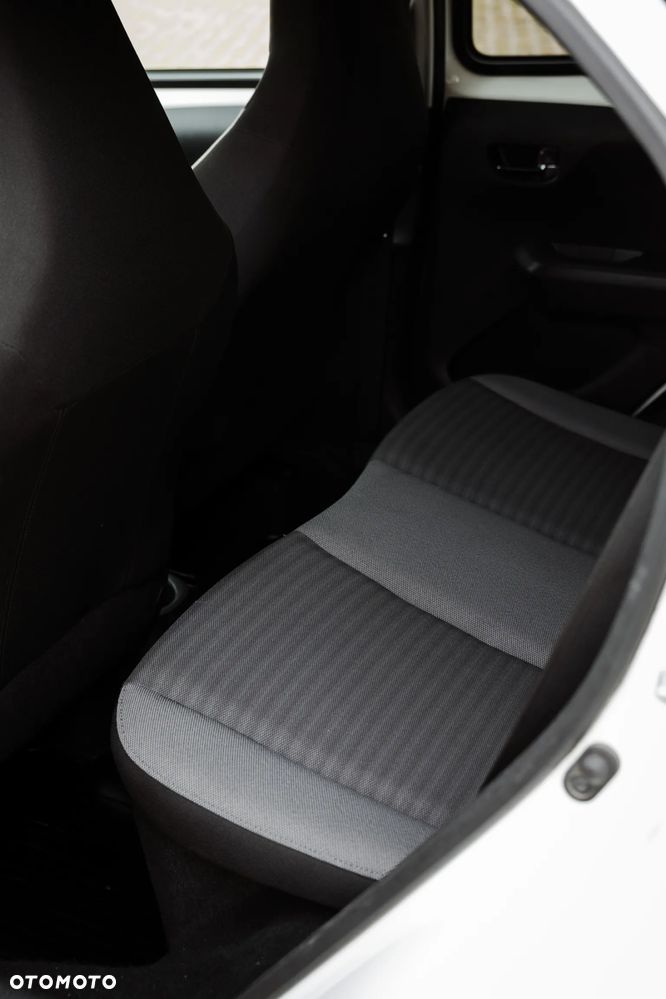 Toyota Aygo x-play club - 8