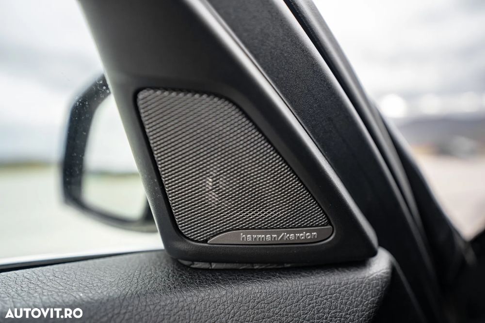 BMW Seria 5 530d xDrive - 32