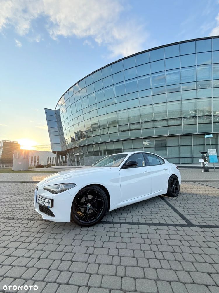 Alfa Romeo Giulia 2.0 Turbo Veloce - 13