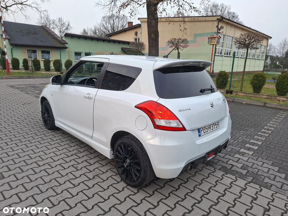 Suzuki Swift 1.6 Sport - 11