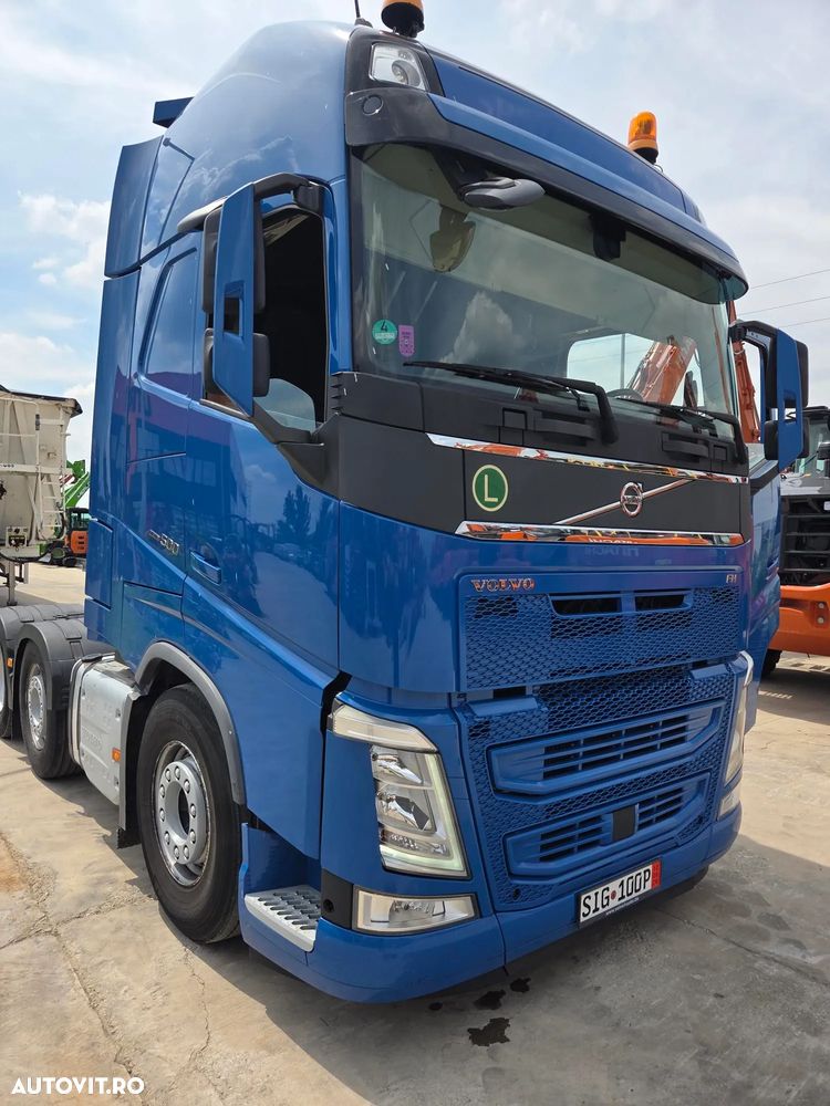 Volvo FH500, 6x2/4-AXA LIFTABILA si VIRATOARE, 500 CP euro 6, 2018, 553.963km, rulat in GERMANIA, Aeropachet, 2 paturi, frigider, 2 girofaruri, 2 rezervoare total 600l, Carte identitate RAR, posibil leasing 2 ani-STARE FOARTE BUNA-PROMOTIE 46.900 EUR+tva - 3