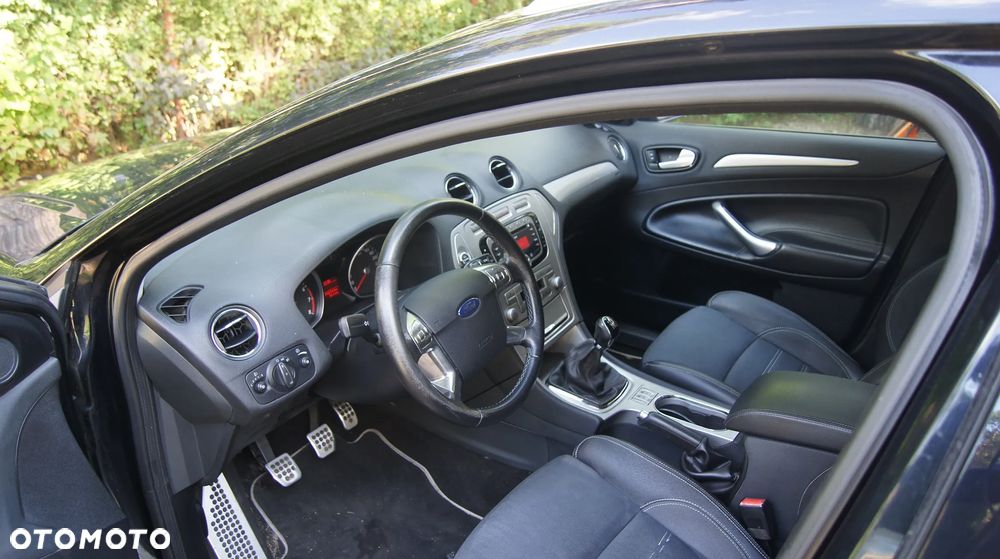 Ford Mondeo 2.0 Titanium - 11