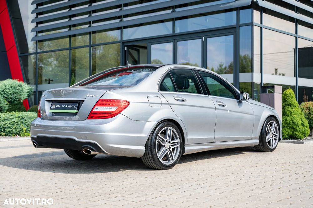 Mercedes-Benz C - 15