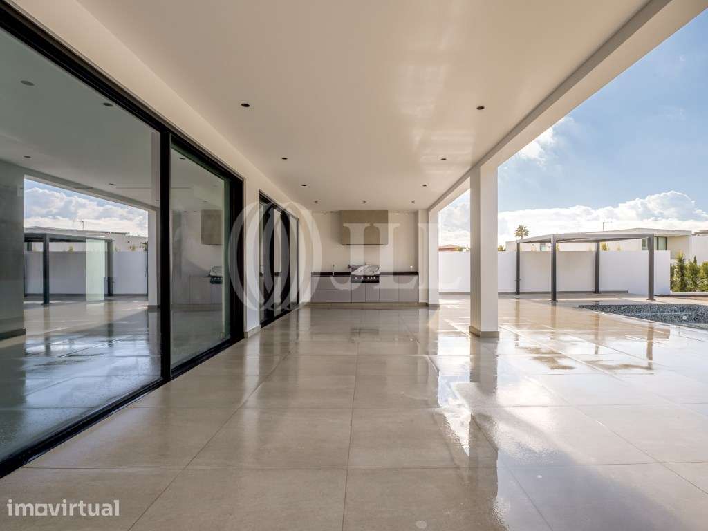 Moradia T4 com piscina e jardim, em Vilamoura, Algarve - Grande imagem: 2/79